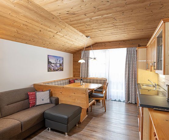 Almrose - Ferienwohnung in Obertauern, Apparthotel Kirchgasser