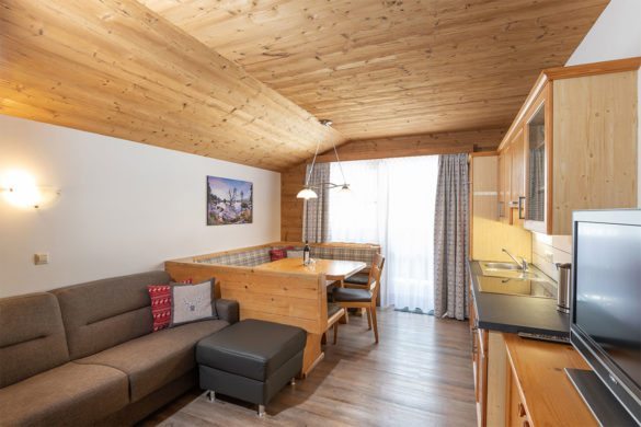 Almrose - Ferienwohnung in Obertauern, Apparthotel Kirchgasser